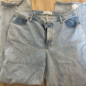 Abercrombie 90s relax jean high rise jeans